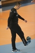 998760