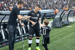 #911886